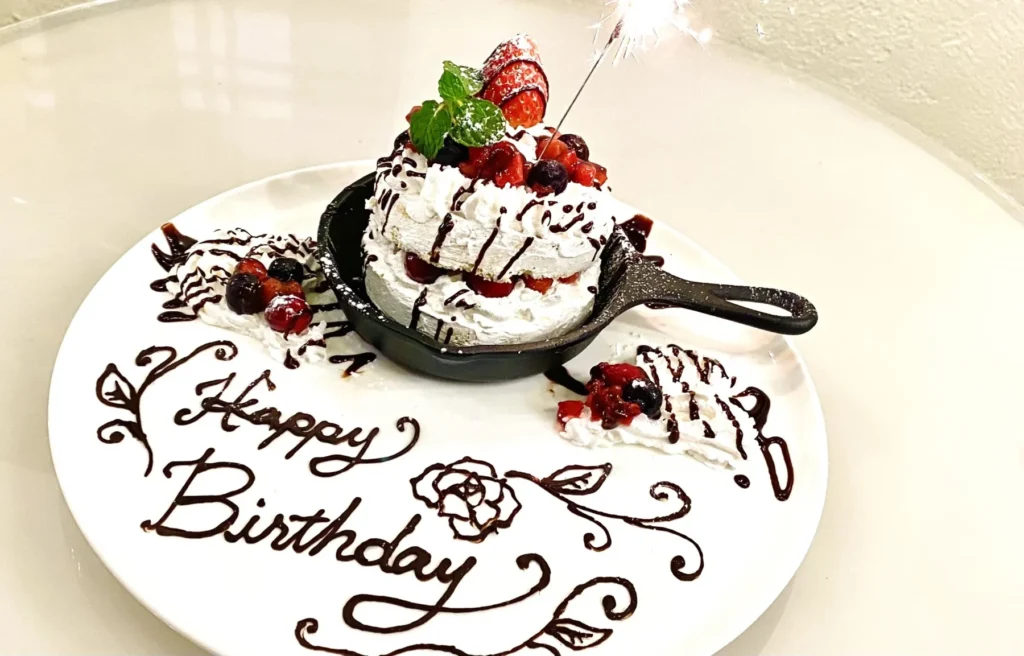 渋谷で貸切送別会をするなら『渋谷ガーデンルーム4F』で!当店は貸切でのご利用で音響機器・マイク・プロジェクター・カラオケ・ゲーム機などが【無料】でご利用いただけます!