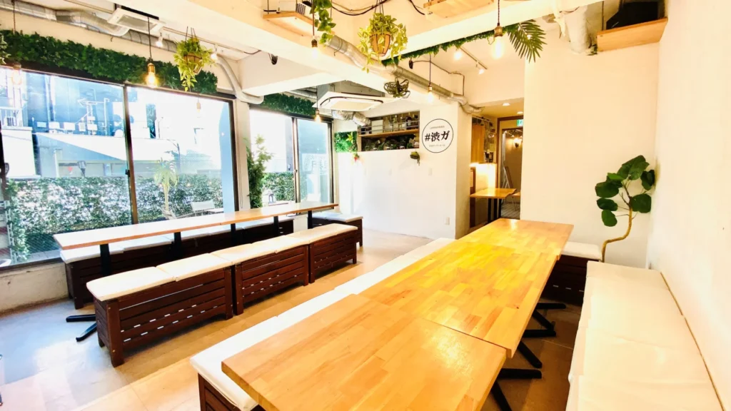 渋谷で昼飲みできる居酒屋なら『渋谷ガーデンルーム４F』で！当店は貸切でのご利用で音響機器やマイク・プロジェクター・カラオケ・ゲーム機などが【無料】でご利用いただけます！